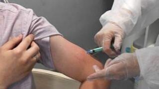 عالم يكشف عن طريقة جديدة للتطعيم