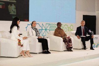 وزيرة البيئة تشارك في حلقة نقاشية عن «التحول الأخضر»