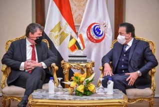 وزير التعليم العالي والقائم بعمل وزير الصحة يستقبل "السفير البلجيكي" لدى مصر لبحث أوجه التعاون بين البلدين في القطاع الصحي